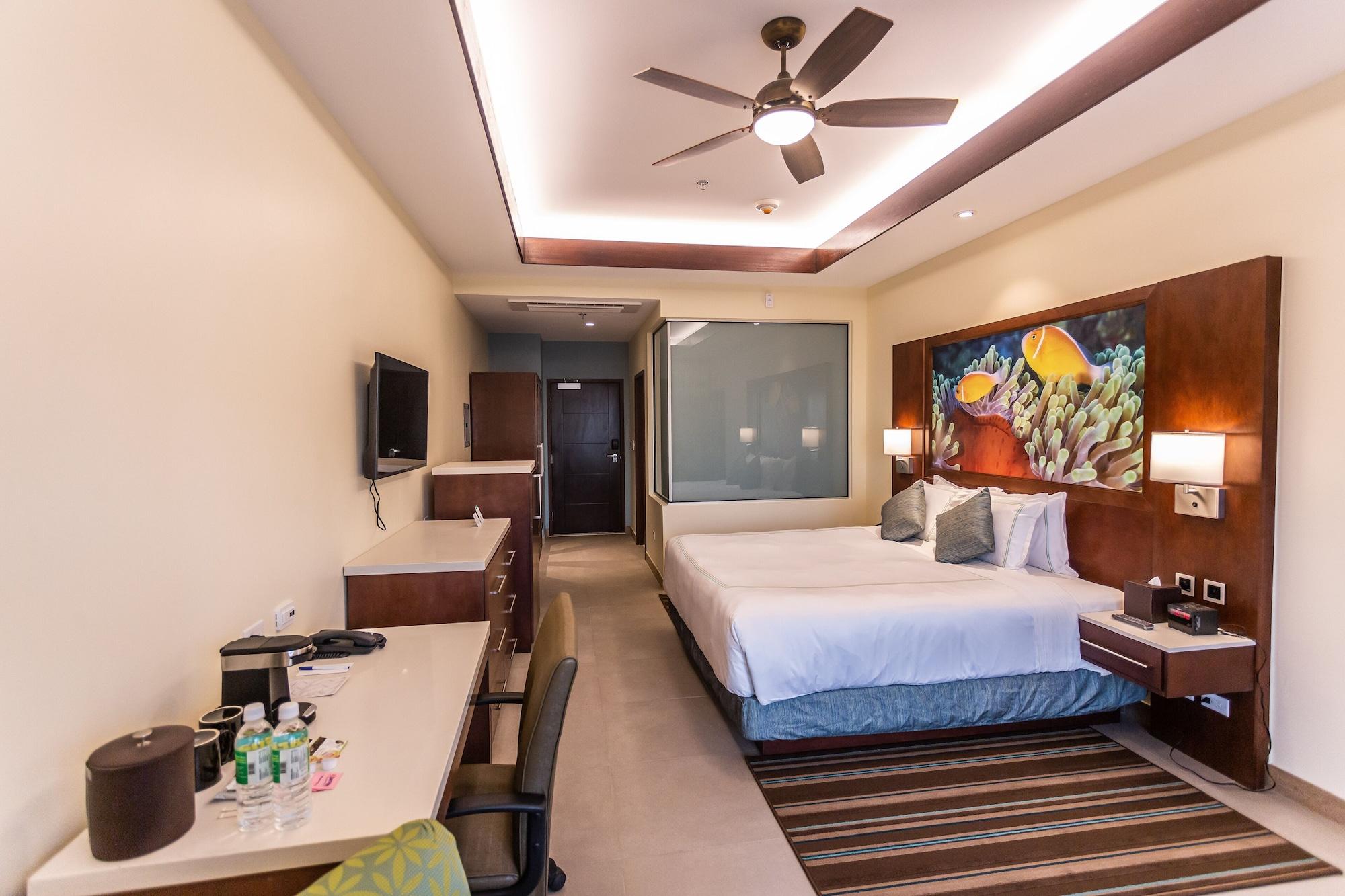Surfrider Resort Hotel Saipan Eksteriør bilde