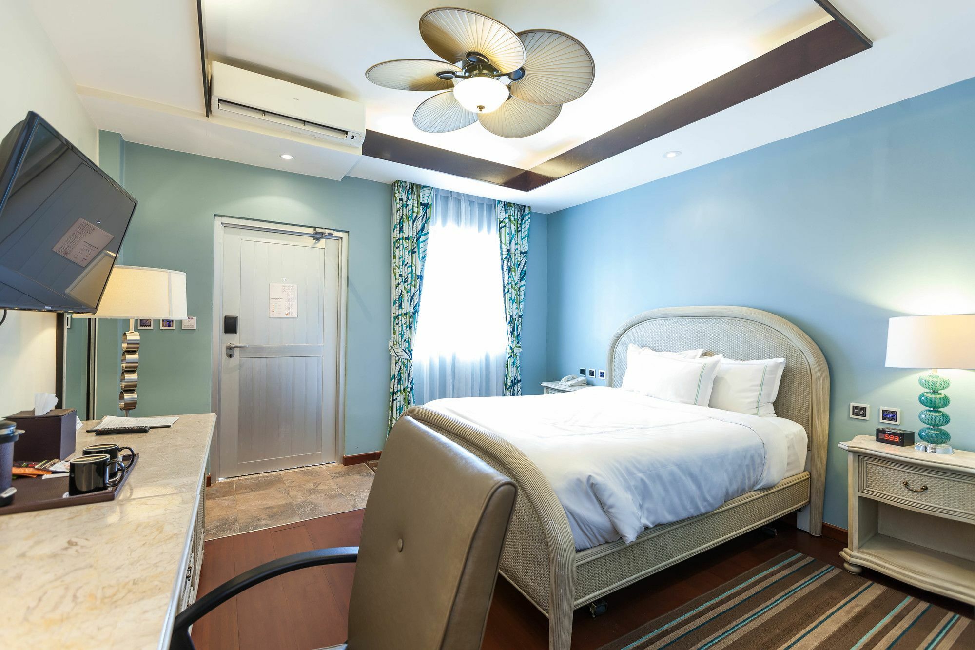 Surfrider Resort Hotel Saipan Eksteriør bilde